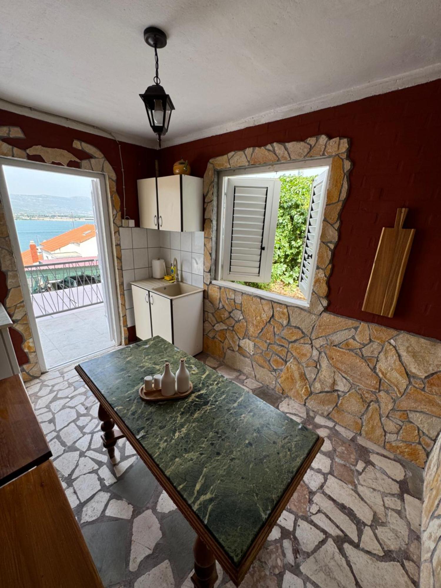 Apartment With Terrace And Sea View - Lucic Trogir Exterior photo